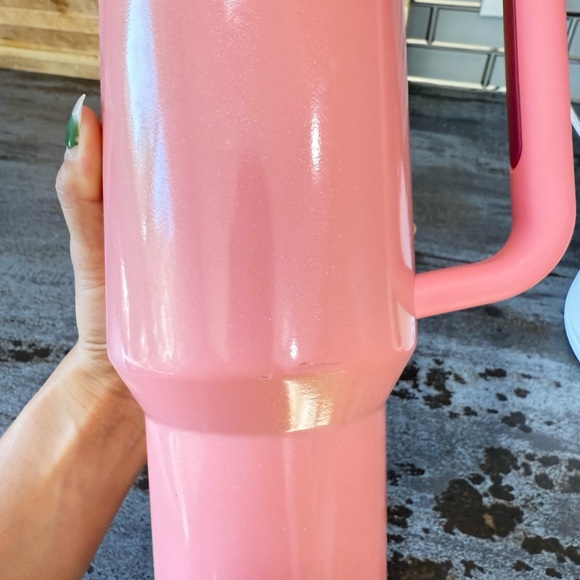 Stanley Quencher H2.0 40oz Salmon Pink - Picture 7 of 7